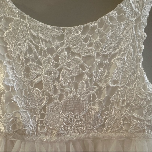 Azazie flower girl dress, for 7 year old. Worn once - Picture 4 of 6
